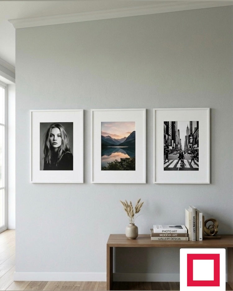 32x44 Büyük Üçlü Fotoğraf Çerçevesi – Duvar Galeri Çerçeve Seti
